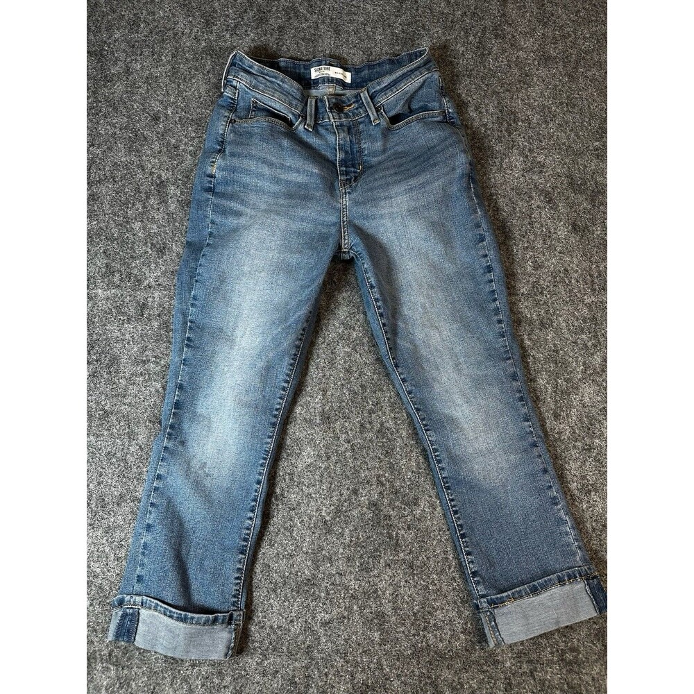 Levi’s  Capri Jeans Womens 2 W26 Mid Rise Cropped Casual Summer Denim Normcore